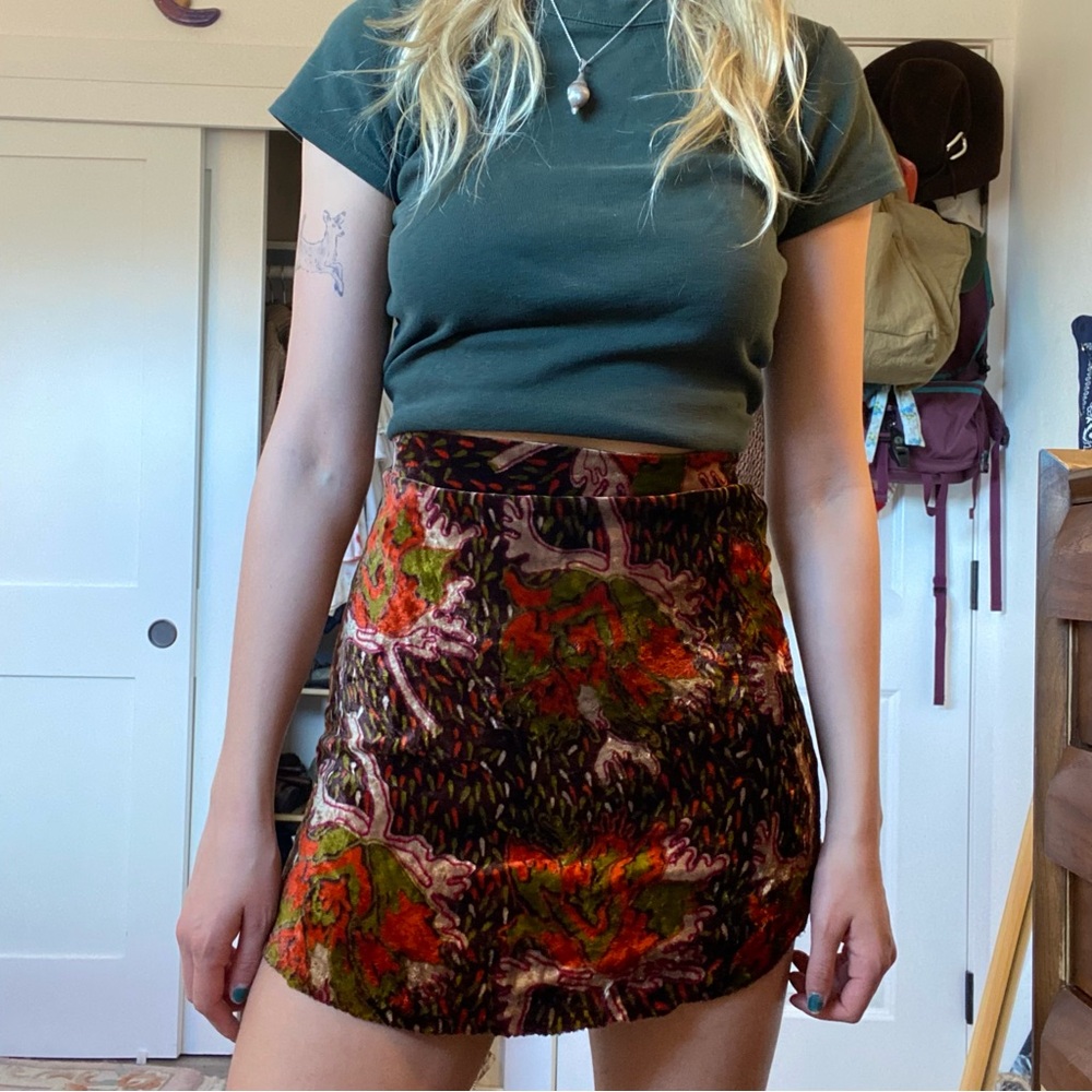 Vintage velvet mini skirt